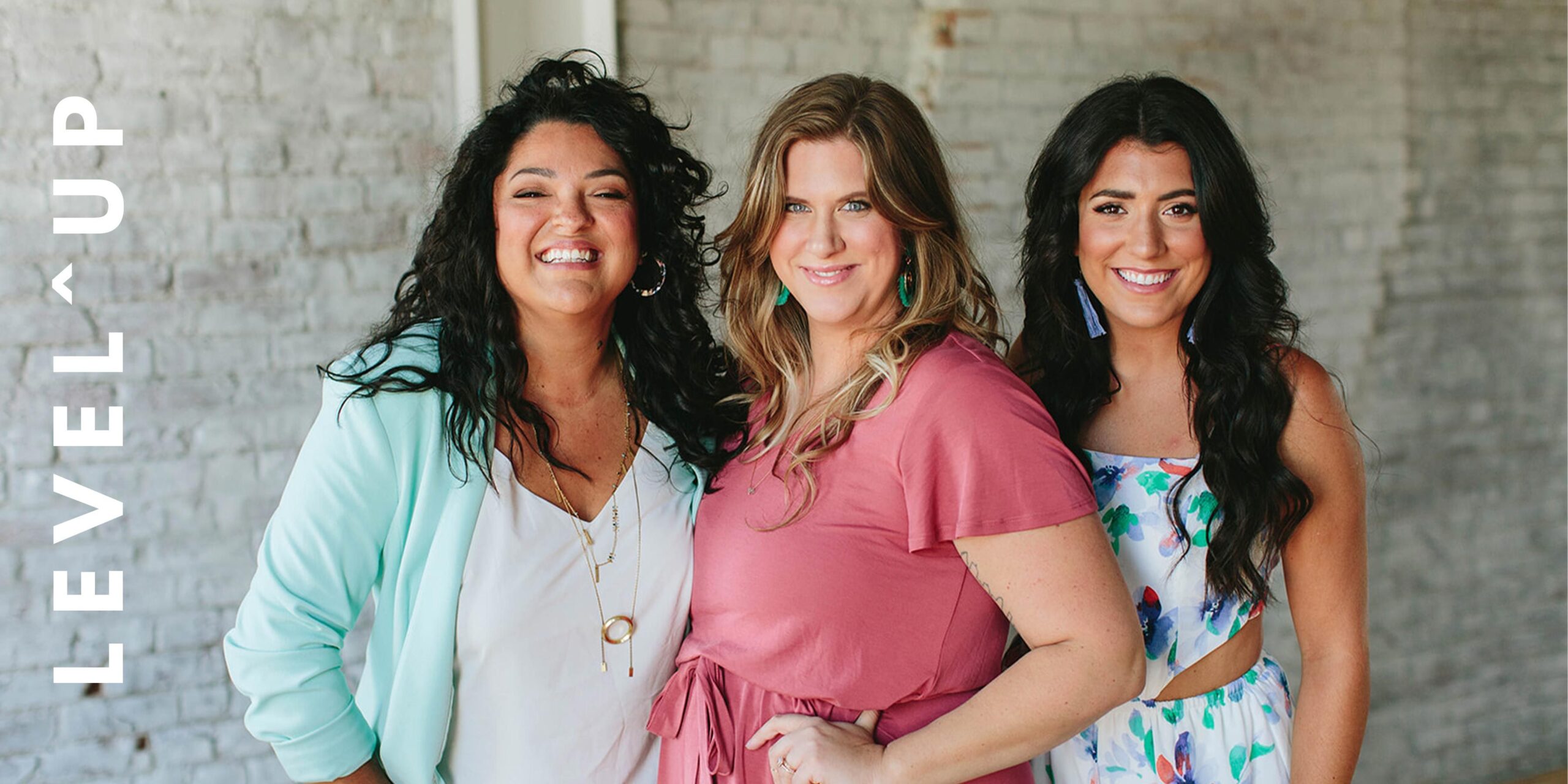 Level_Up_Kentucky_Women_Leadership_Entrepreneurs_Smiling_Team_Photo_e07cb39816.webp
