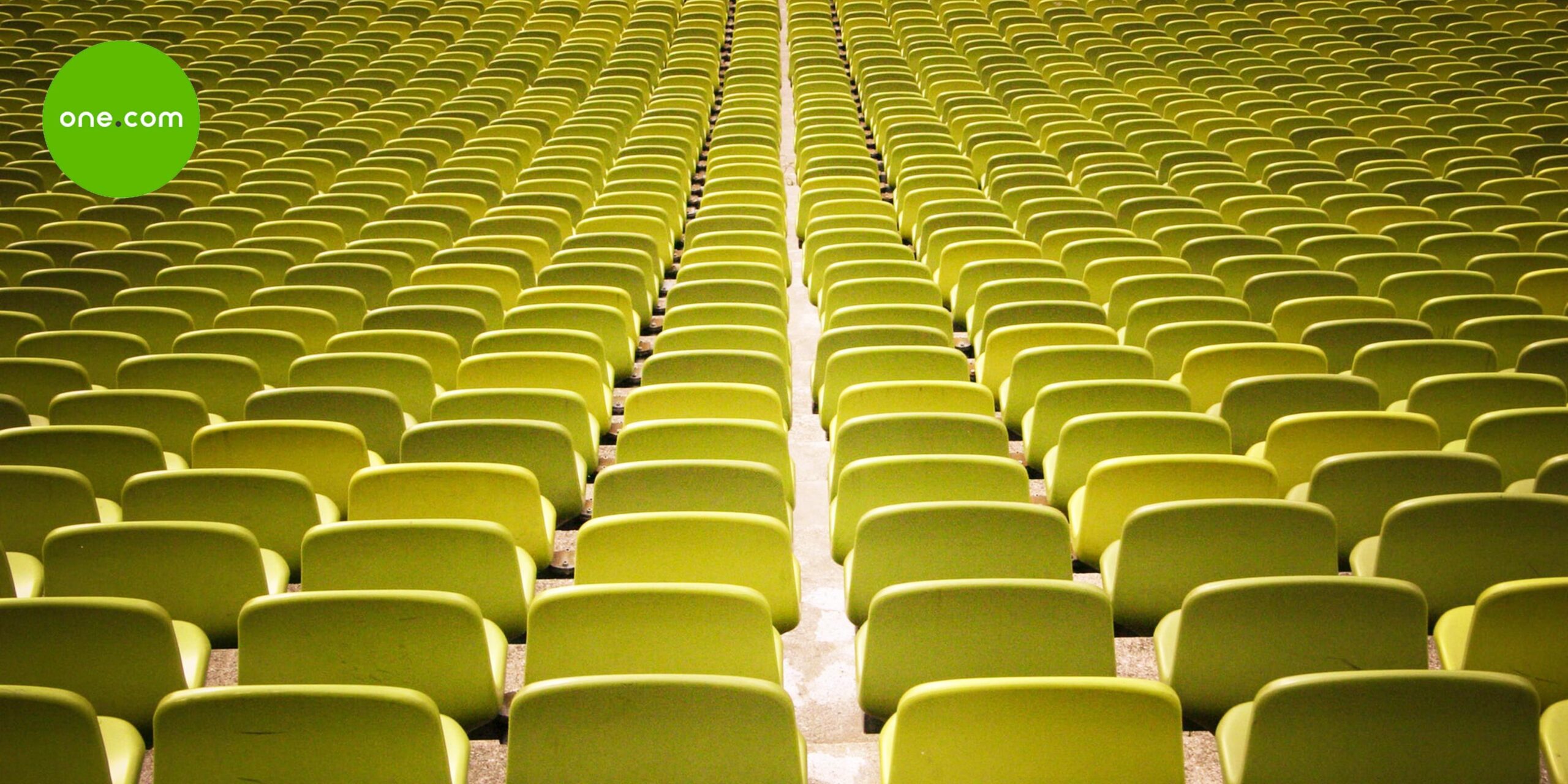 One_dot_Com_Story_Insight_Green_Chairs_Auditorium_cf54096008